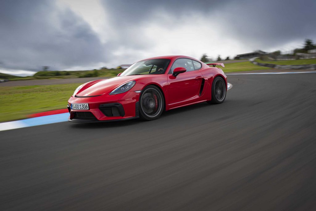 Porsche Cayman GT4