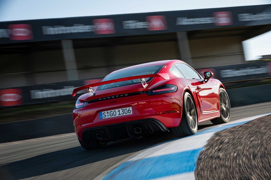 Porsche Cayman GT4
