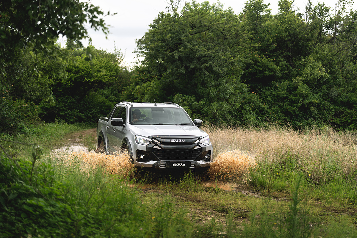 _Isuzu-D-Max-Off-Road-112